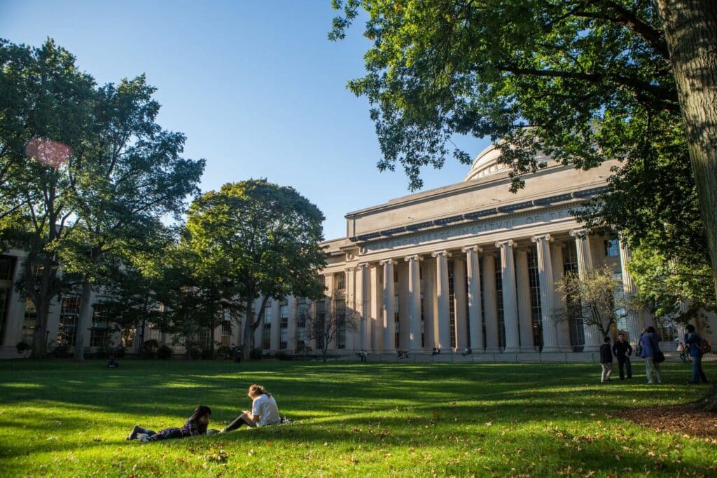 MIT-university